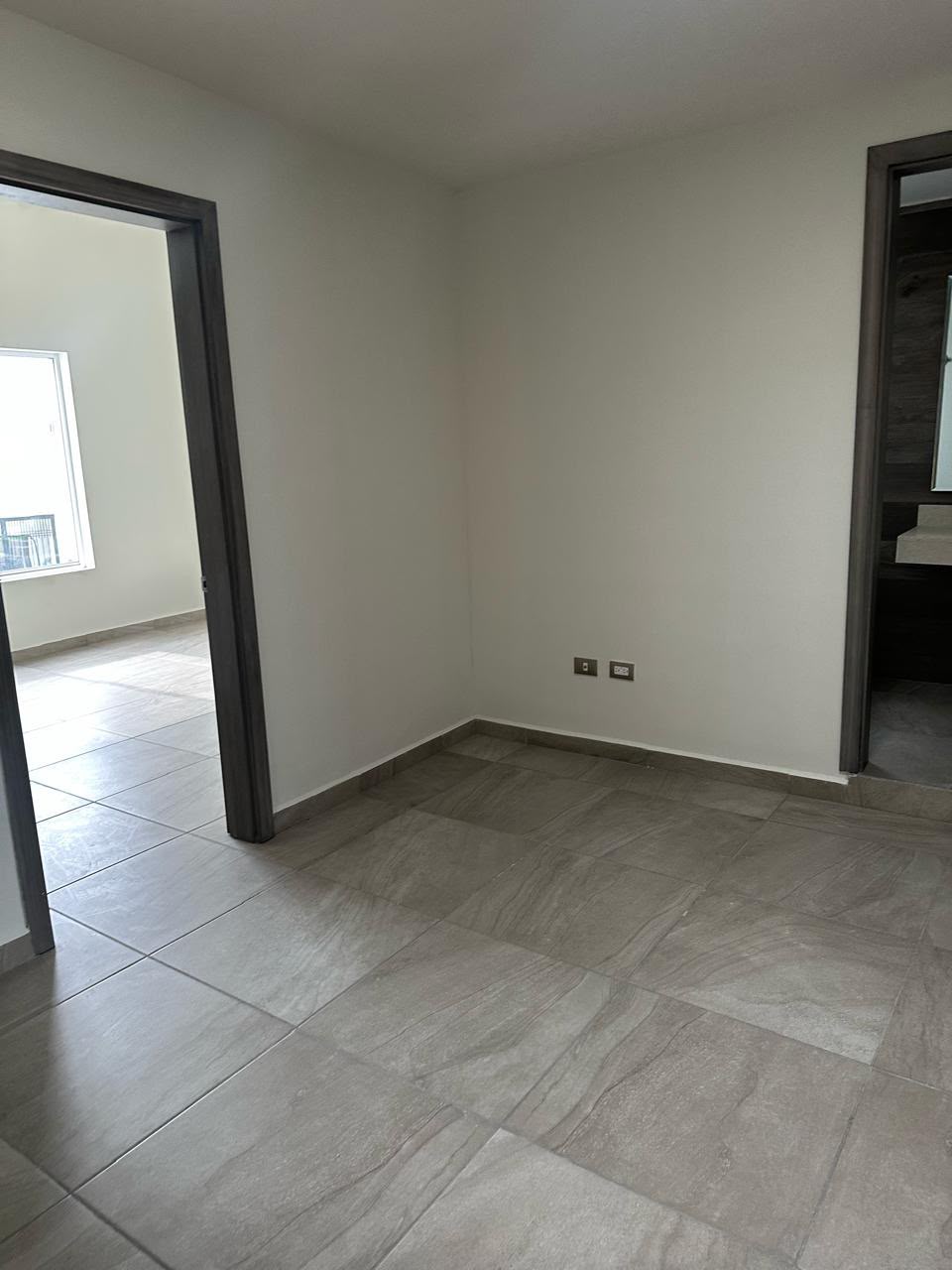 Casa nueva en renta semi-amueblada en Lomas del Valle, Ramos Arizpe — foto 3